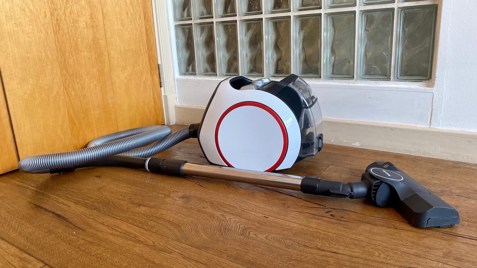 Miele Boost CX1 - Best compact corded cleaner