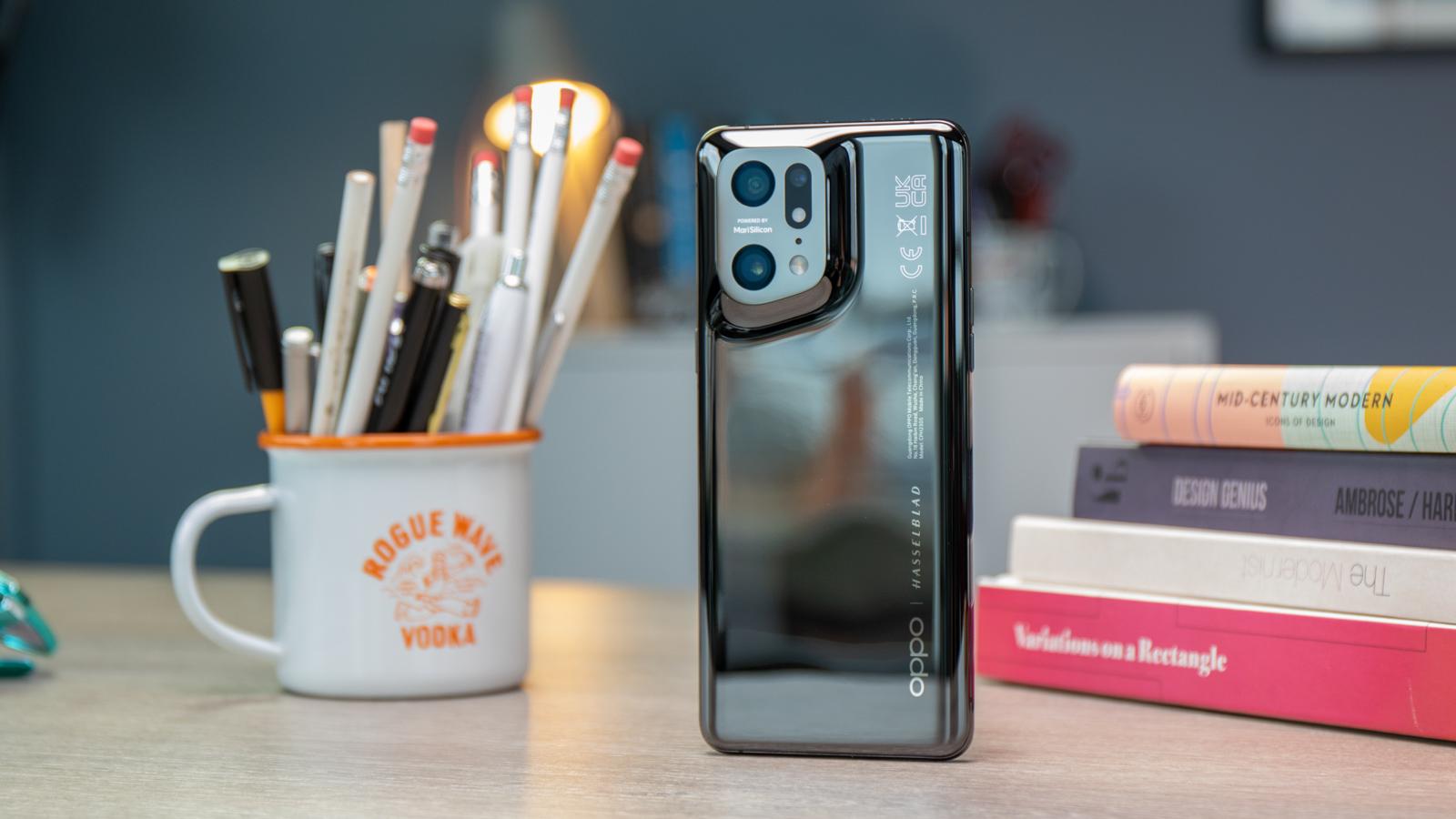 Oppo Find X5 Pro - Best Flagship